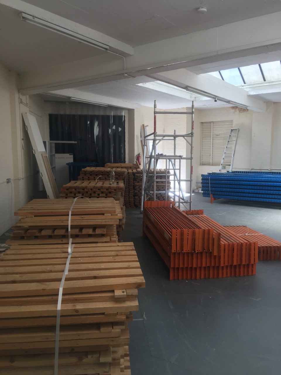 Pallet Racking Gagosian Gallery